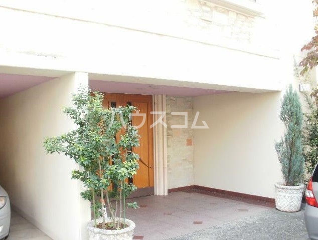 2/8 エントランス