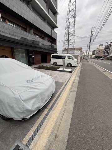28/30 駐車場