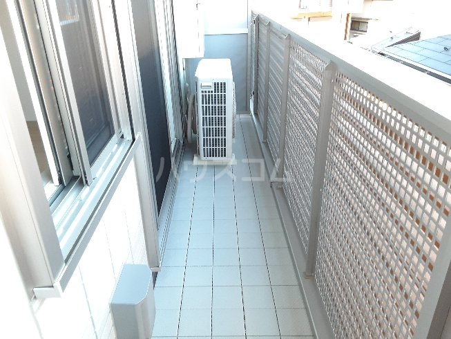 20/30 バルコニー