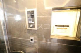 20/23 エントランス