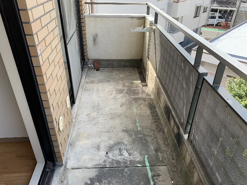 20/30 バルコニー