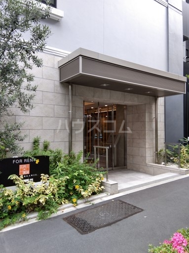 2/3 エントランス