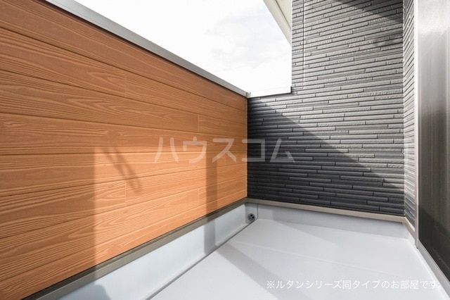 16/26 バルコニー