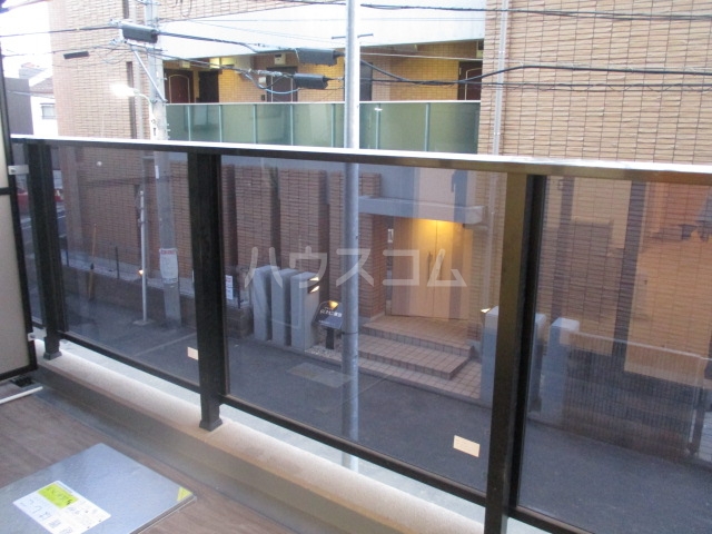 16/27 バルコニー