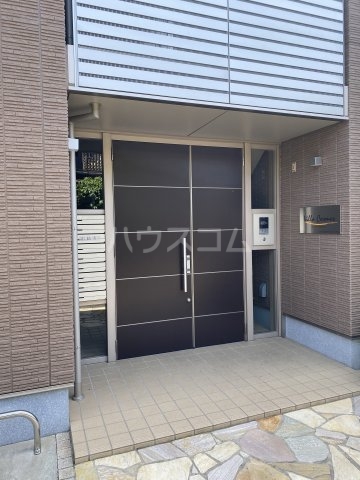 3/5 エントランス