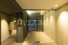 2/5 エントランス