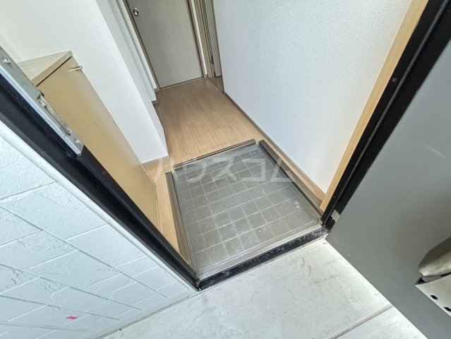 15/30 玄関