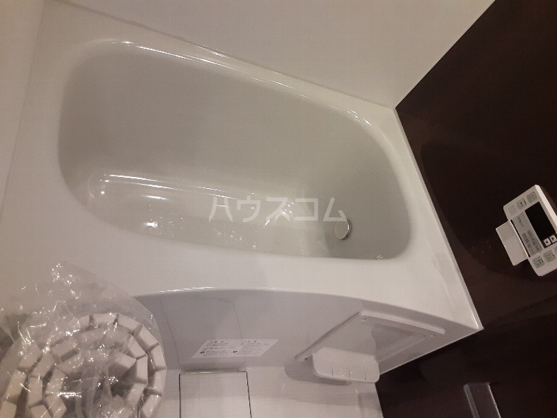 13/30 浴室