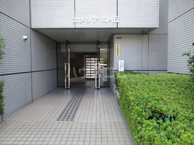 2/3 エントランス