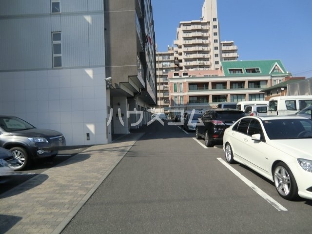 17/19 駐車場