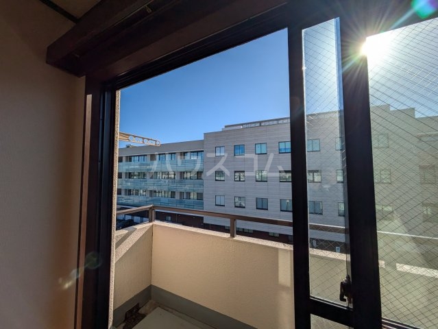 17/27 バルコニー