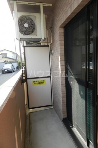 13/18 バルコニー