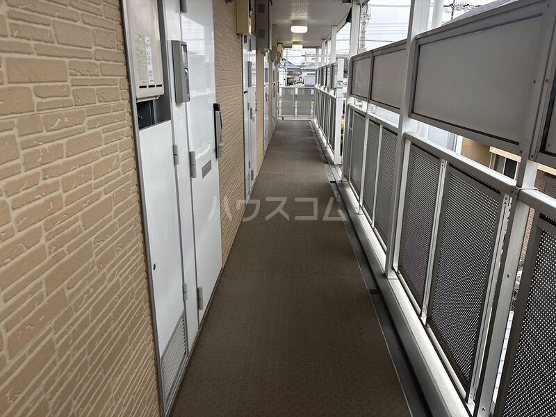 14/16 エントランス