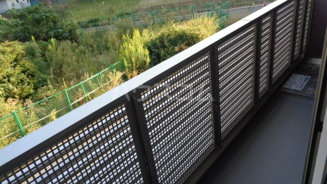 20/30 バルコニー