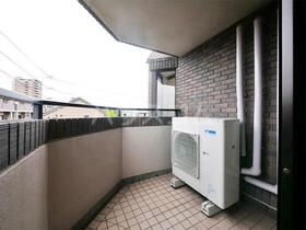 13/22 バルコニー