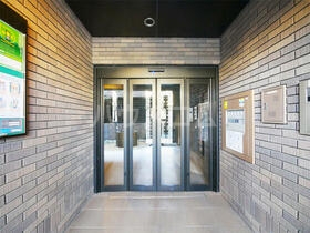 16/22 エントランス