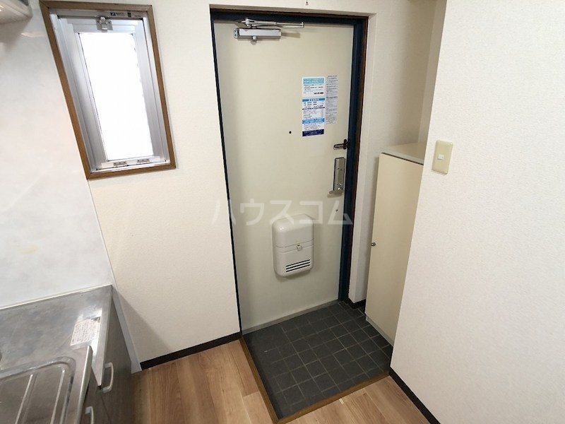 13/30 玄関