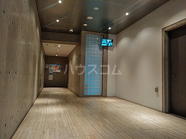 17/26 エントランス