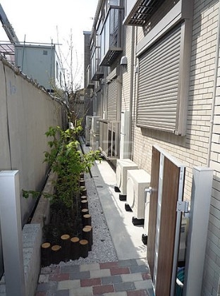 2/5 エントランス