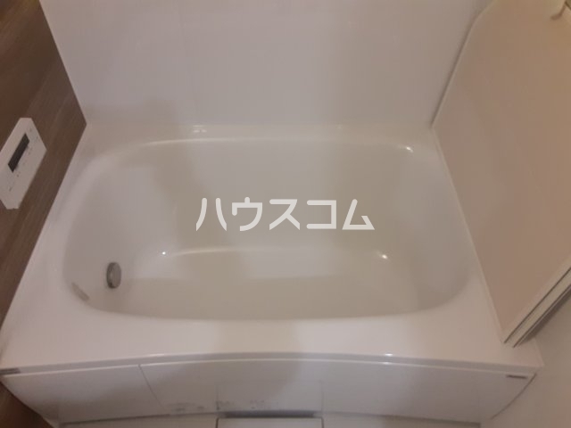 14/30 浴室