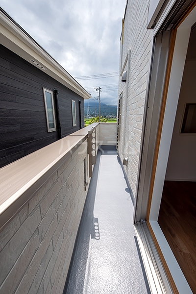 26/30 バルコニー