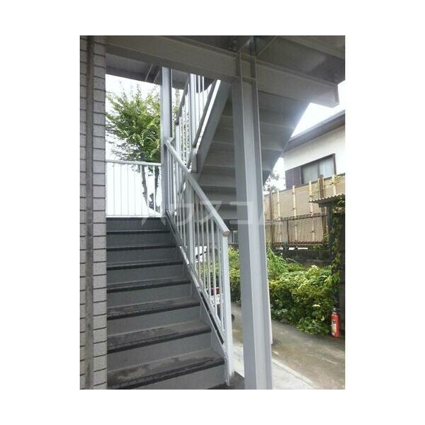 21/26 エントランス