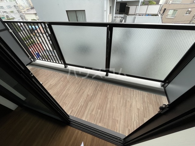 19/30 バルコニー