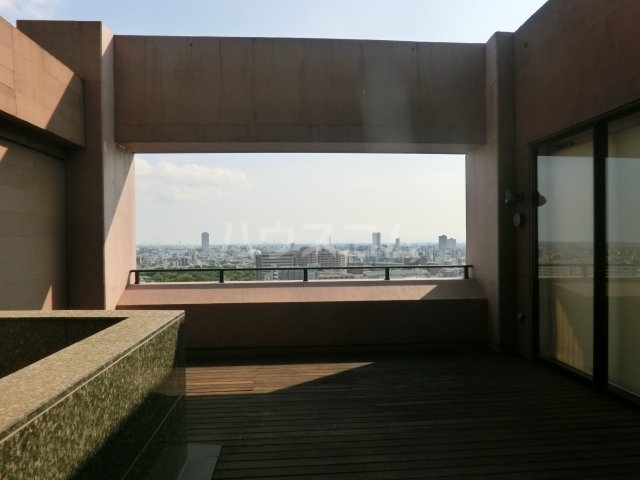 16/28 バルコニー