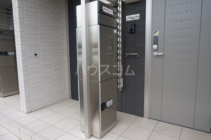 19/22 エントランス