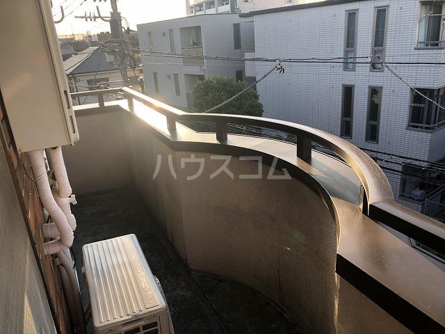 17/28 バルコニー