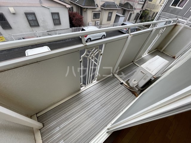 18/28 バルコニー