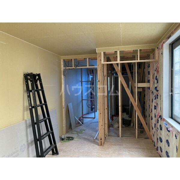 21/30 エントランス