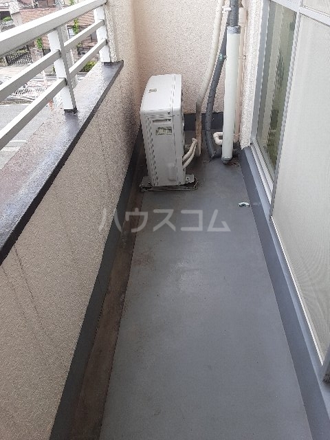 19/27 バルコニー