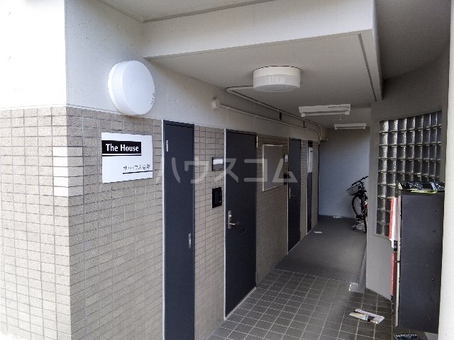 2/10 エントランス