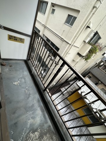 20/30 バルコニー