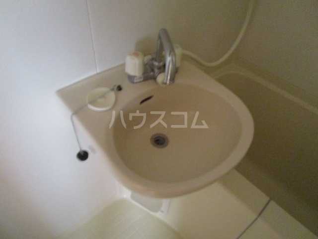 13/30 洗面