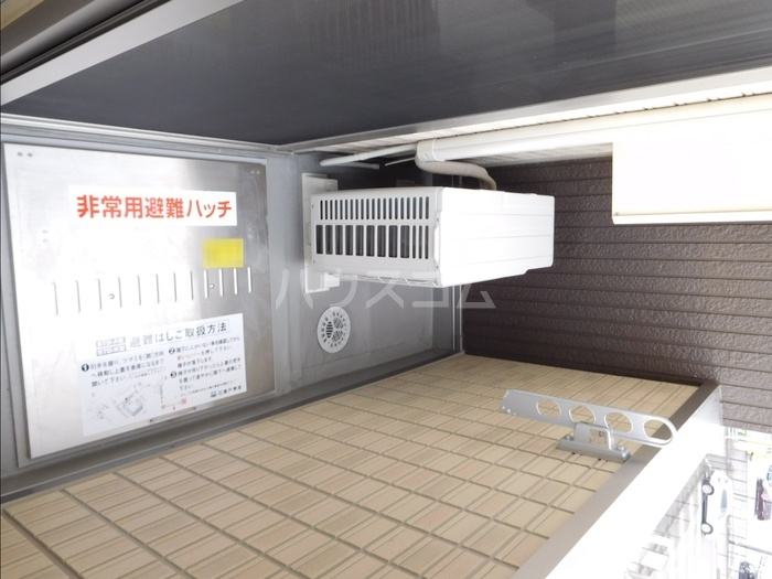 19/21 エントランス