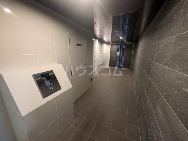 3/4 エントランス