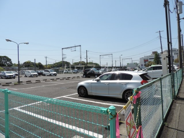 22/29 駐車場