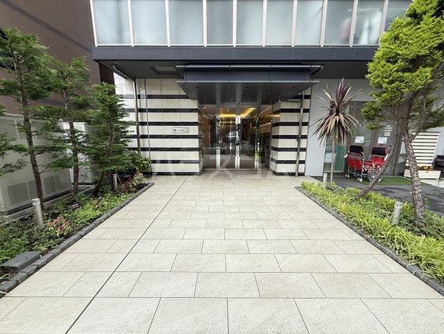 3/4 エントランス