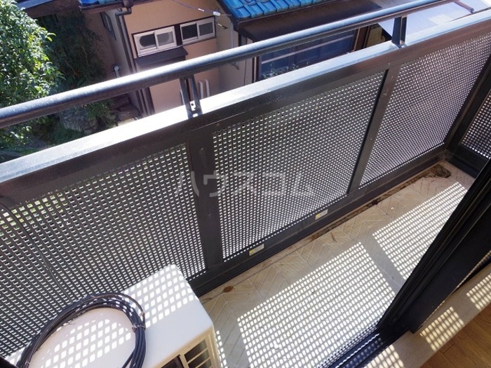 13/19 バルコニー