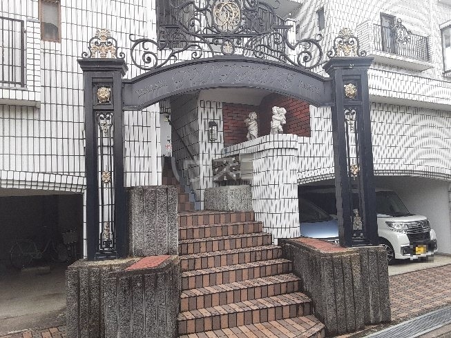 29/30 エントランス