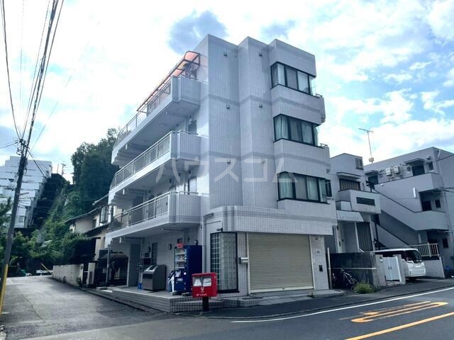 13/20 エントランス