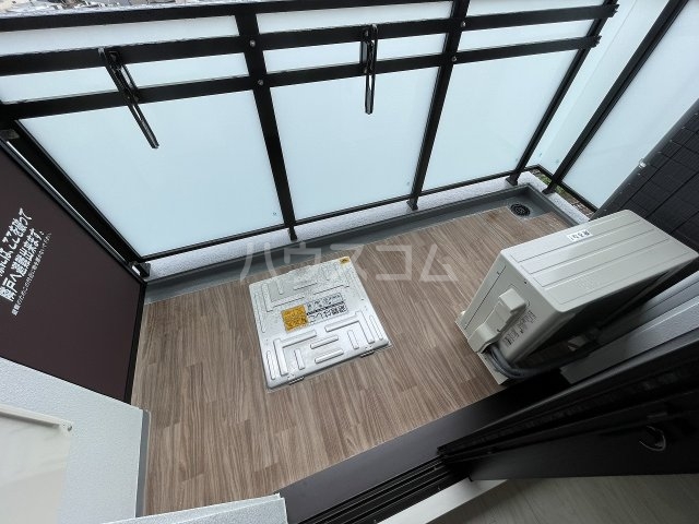 19/30 バルコニー