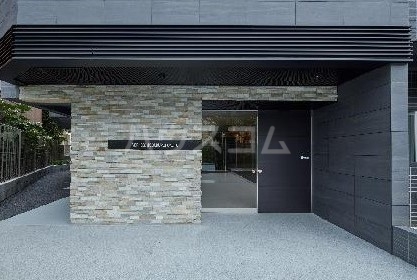 17/25 エントランス