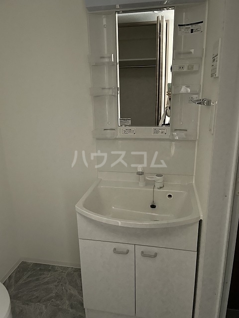 17/30 洗面