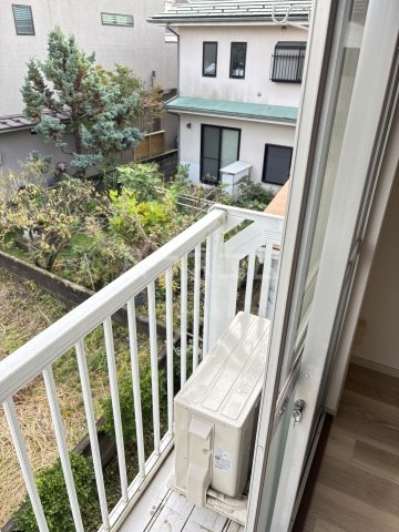 19/25 バルコニー