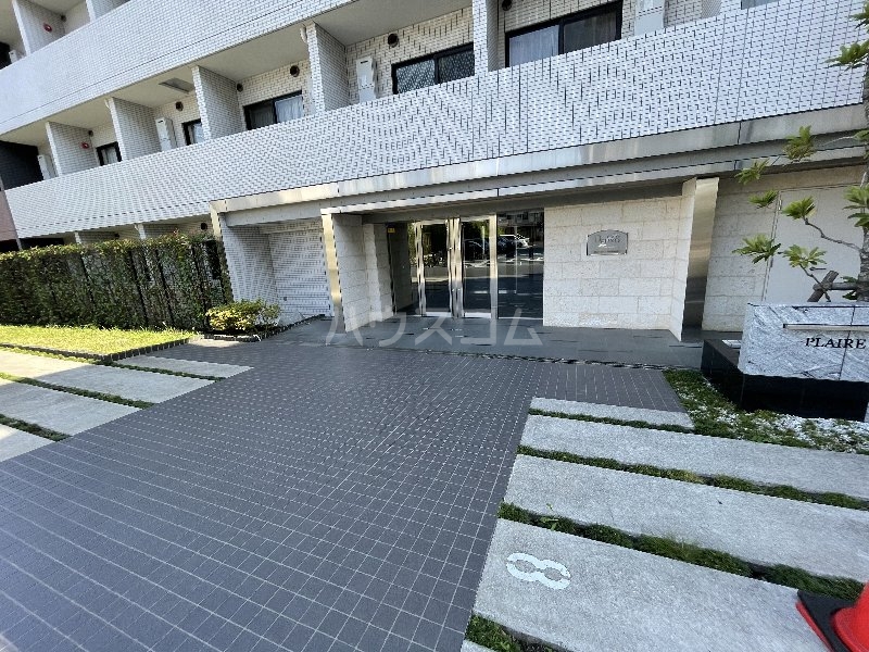 21/21 エントランス