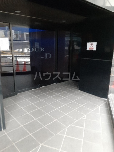 29/30 エントランス