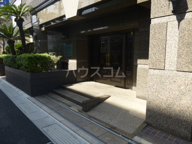 19/29 エントランス